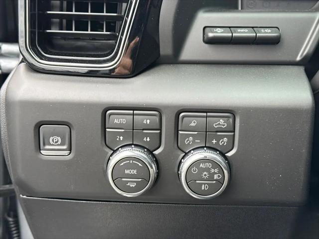 2026 GMC Sierra 2500HD Crew Cab, Standard Bed, AT4, 4WD