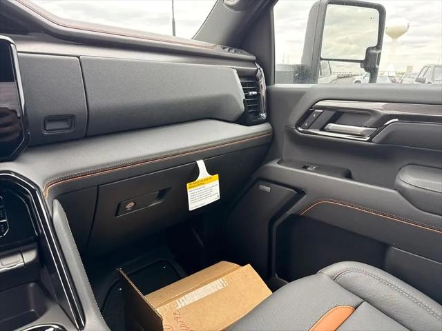 2026 GMC Sierra 2500HD Crew Cab, Standard Bed, AT4, 4WD