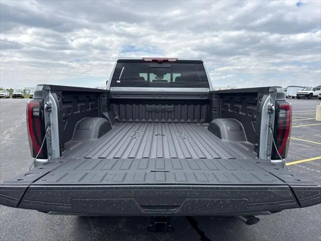 2026 GMC Sierra 2500HD Crew Cab, Standard Bed, AT4, 4WD
