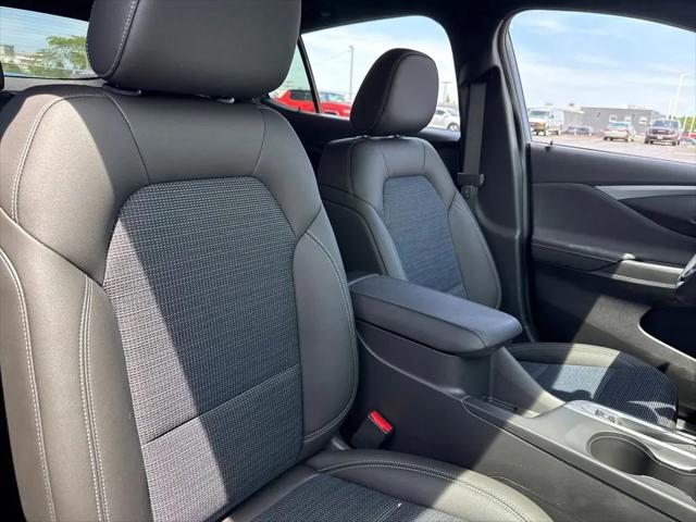 2026 Buick NV Preferred FWD
