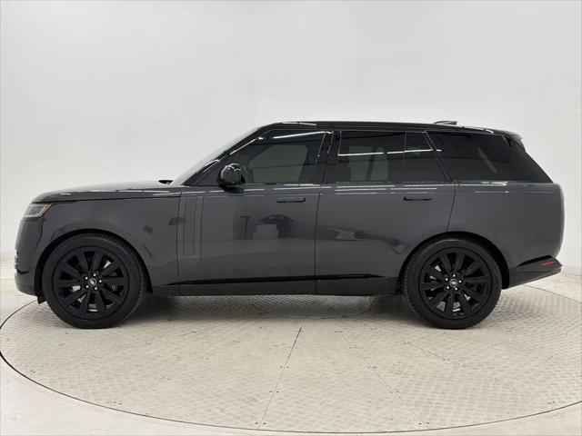 2023 Land Rover Range Rover P530 SE