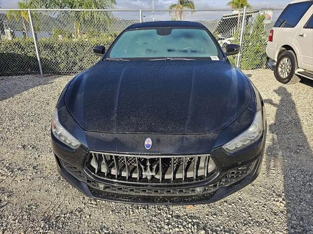 2018 Maserati Ghibli Standard