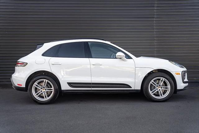 2026 Porsche Macan Macan