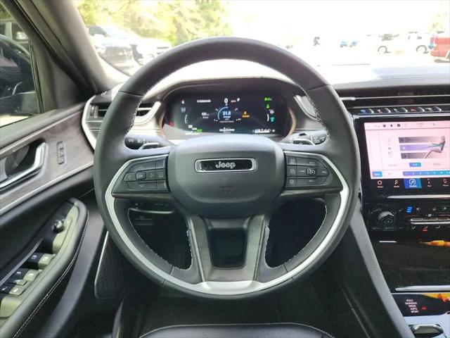 2025 Jeep Grand Cherokee Anniversary Edition