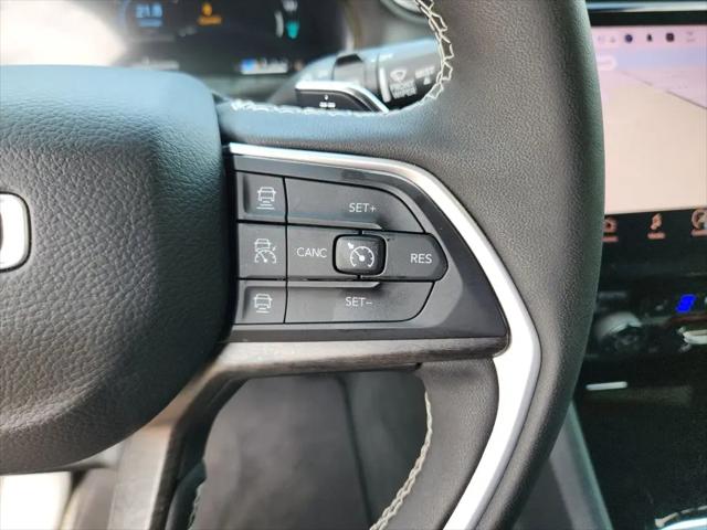 2025 Jeep Grand Cherokee Anniversary Edition