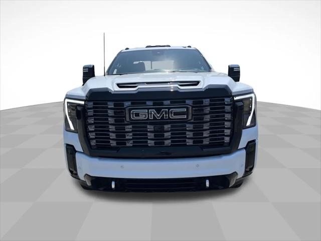 2026 GMC Sierra 2500HD Crew Cab, Standard Bed, Denali Ultimate, 4WD