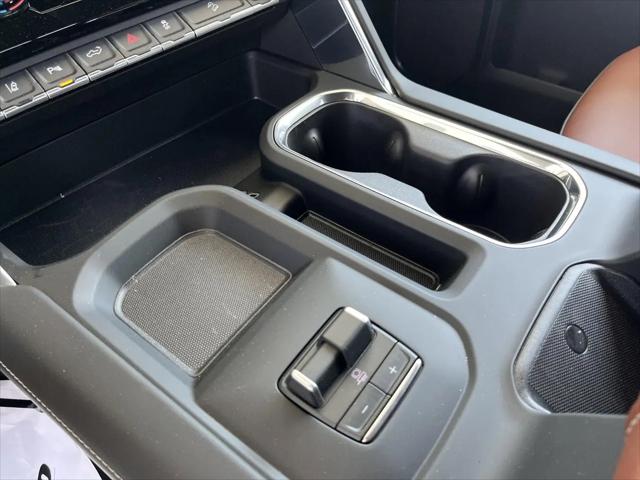 2026 GMC Sierra 2500HD Crew Cab, Standard Bed, Denali Ultimate, 4WD