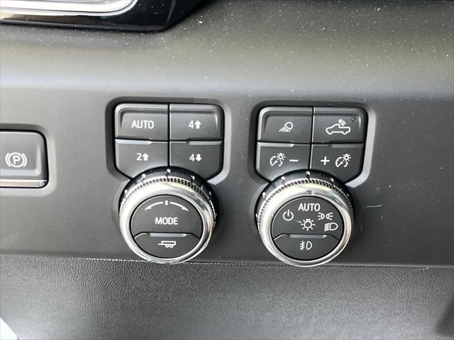 2026 GMC Sierra 2500HD Crew Cab, Standard Bed, Denali Ultimate, 4WD