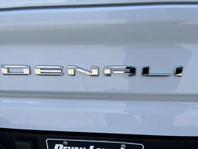 2026 GMC Sierra 2500HD Crew Cab, Standard Bed, Denali Ultimate, 4WD