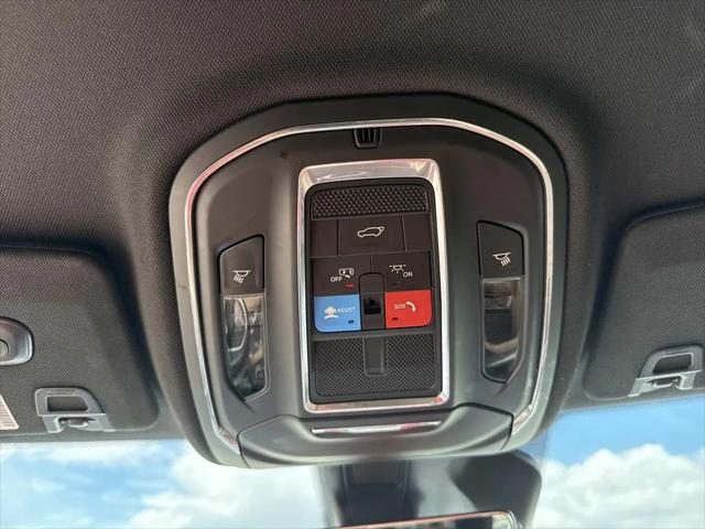 2023 Jeep Grand Cherokee Limited 4x2