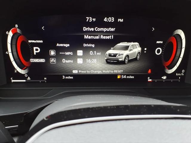 2026 Nissan Pathfinder SL