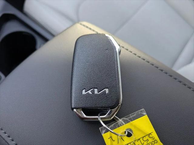 2025 Kia Niro EX
