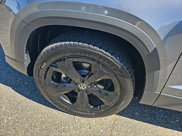 2025 Volkswagen Taos 1.5T SEL