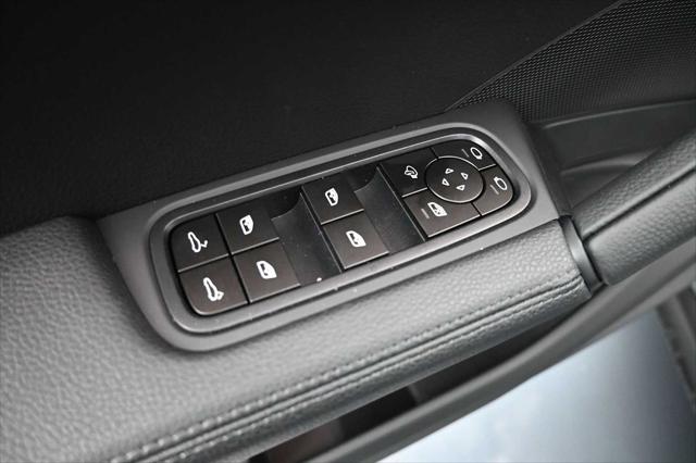 2026 Porsche Cayenne Unknown