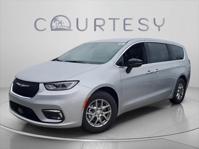 2026 Chrysler Pacifica Select for sale in Tampa, FL