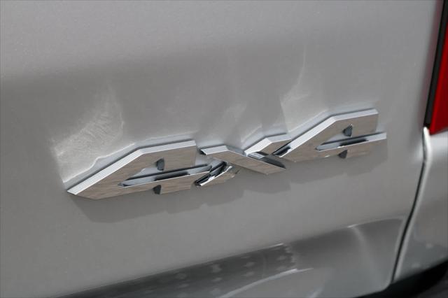 2026 Ram 1500 Tradesman Crew Cab 4x4 5'7" Box