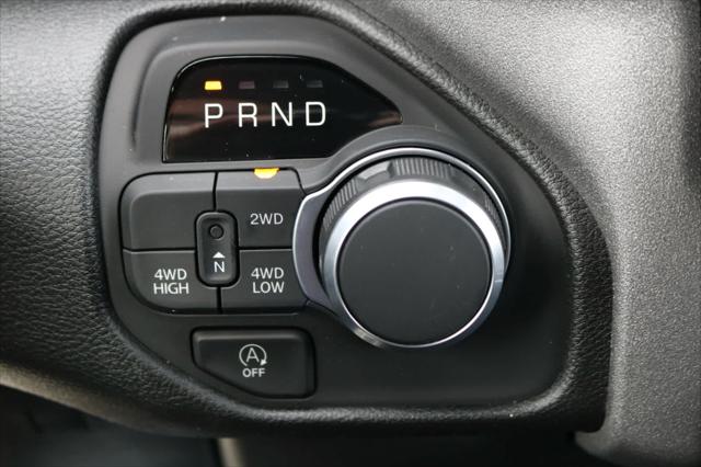 2026 Ram 1500 Tradesman Crew Cab 4x4 5'7" Box