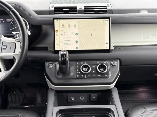 2023 Land Rover Defender 130 SE
