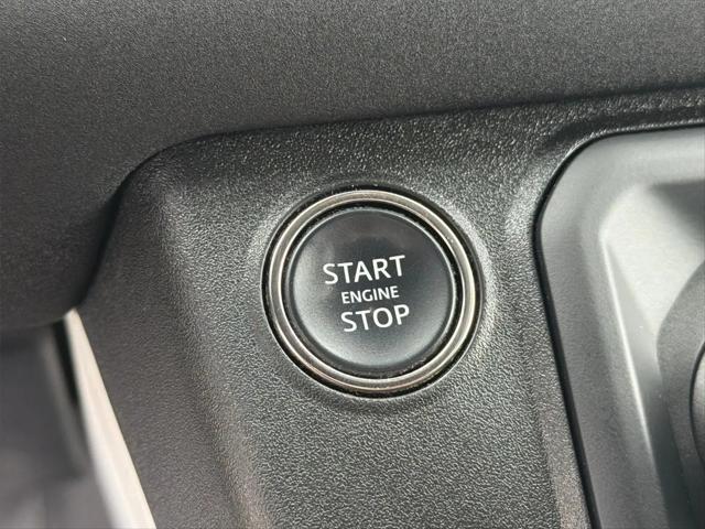2023 Land Rover Defender 130 SE