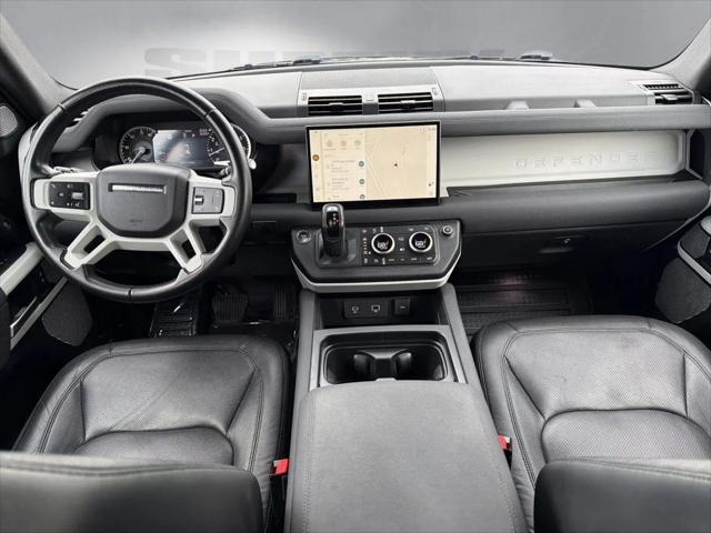 2023 Land Rover Defender 130 SE