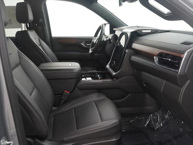 2025 GMC Yukon 4WD Denali