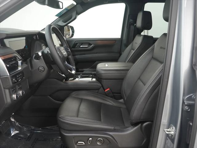 2025 GMC Yukon 4WD Denali