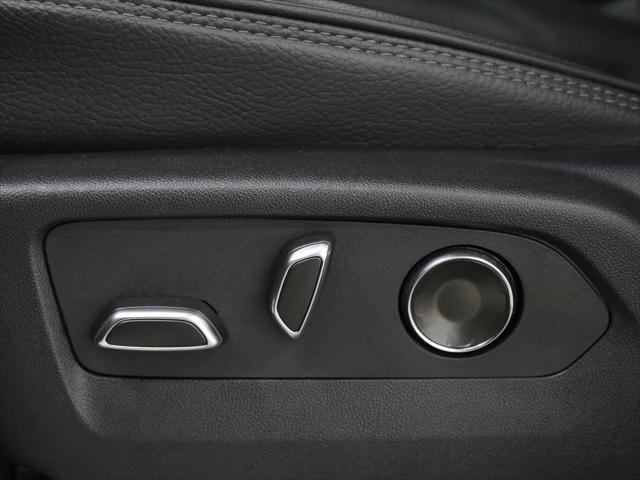 2025 GMC Yukon 4WD Denali