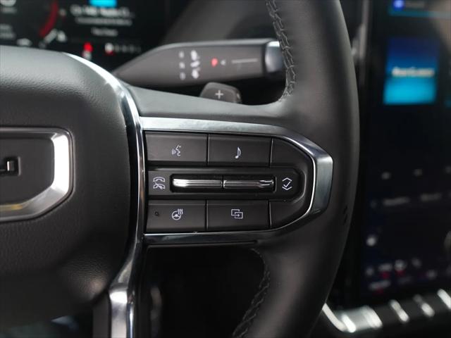 2025 GMC Yukon 4WD Denali