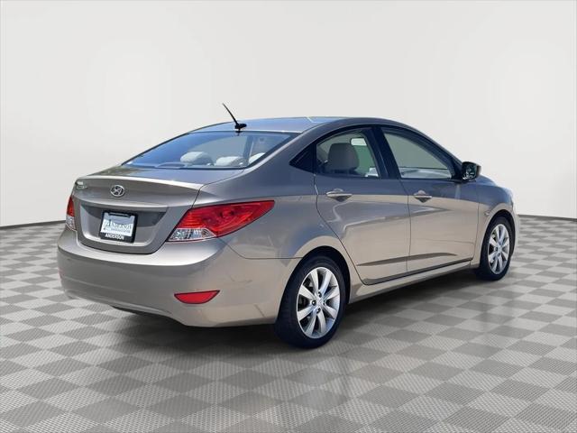 2012 Hyundai Accent GLS