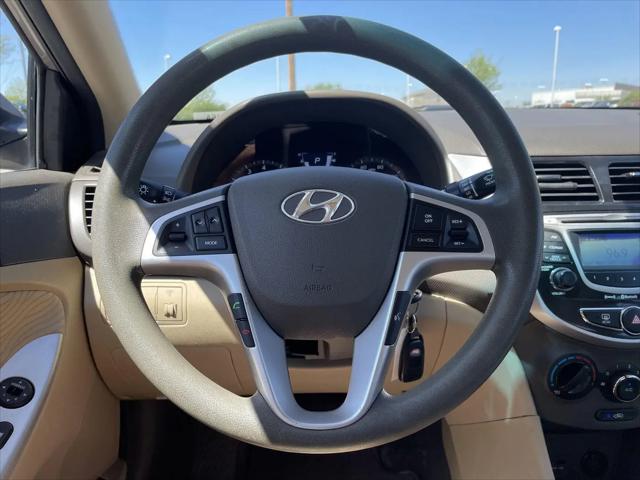 2012 Hyundai Accent GLS