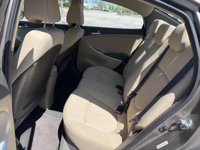 2012 Hyundai Accent GLS