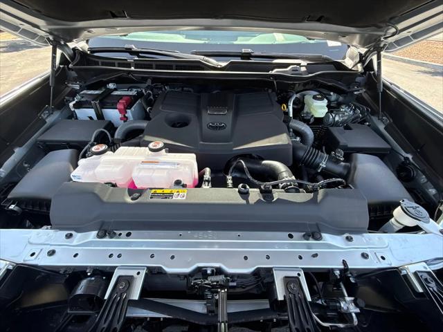 2026 Toyota Tundra Platinum CrewMax 5.5' Bed