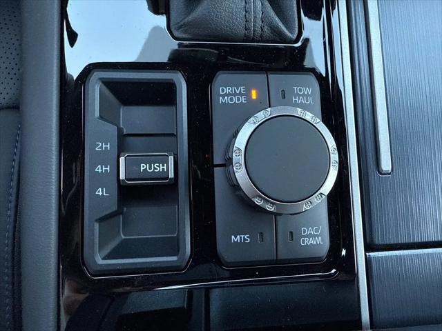 2026 Toyota Tundra Platinum CrewMax 5.5' Bed