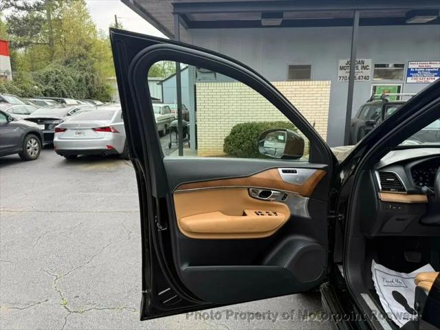 2017 Volvo XC90 Hybrid T8 Inscription