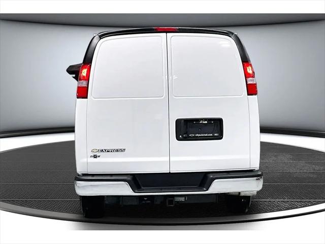 2026 Chevrolet Express Cargo Van 2500 Extended Wheelbase, WT, RWD