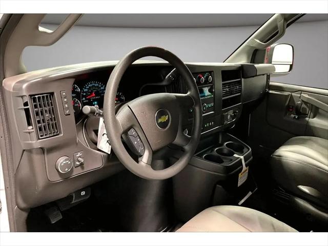2026 Chevrolet Express Cargo Van 2500 Extended Wheelbase, WT, RWD