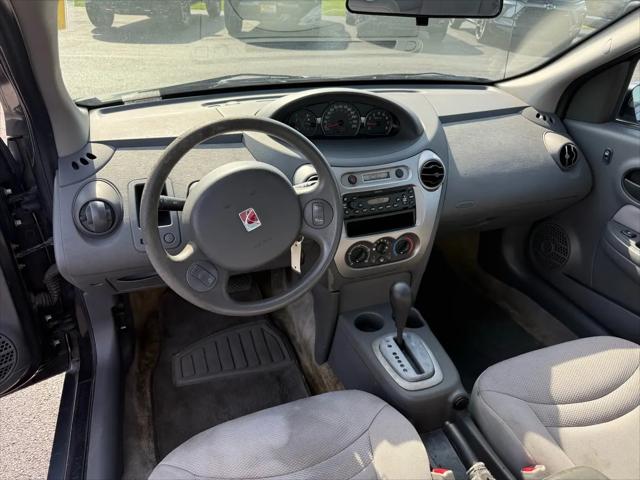2004 Saturn Ion 2