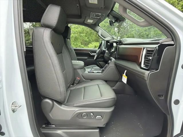 2026 GMC Sierra 3500HD Crew Cab, Long Bed, Denali Dual Rear Wheel, 4WD