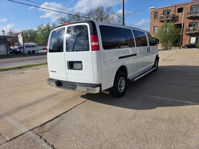 2017 Chevrolet Express LT