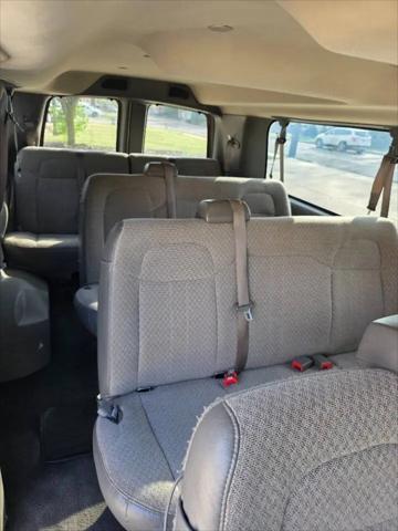 2017 Chevrolet Express LT