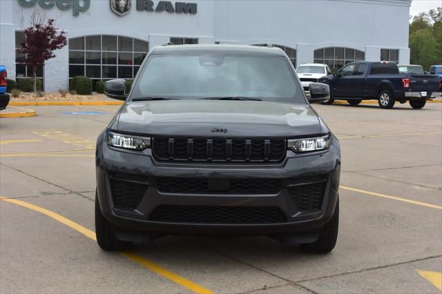 2026 Jeep Grand Cherokee Altitude 4x4