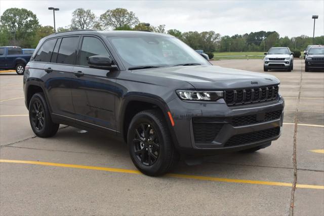 2026 Jeep Grand Cherokee Altitude 4x4