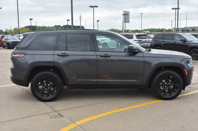 2026 Jeep Grand Cherokee Altitude 4x4