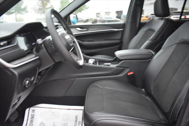 2026 Jeep Grand Cherokee Altitude 4x4