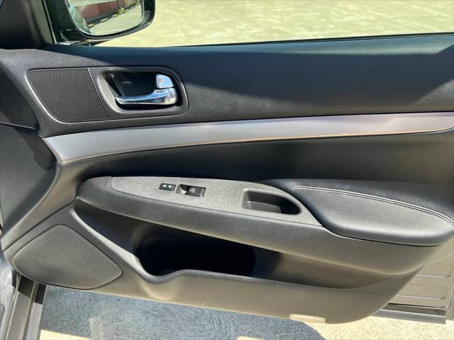 2012 INFINITI G25 G25x