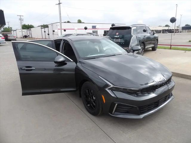 2026 Kia K5 LXS FWD
