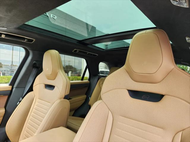 2025 Land Rover Range Rover Sport P635 SV Edition Two