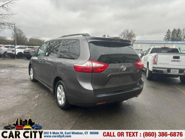 2018 Toyota Sienna LE 8 Passenger