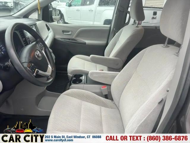 2018 Toyota Sienna LE 8 Passenger