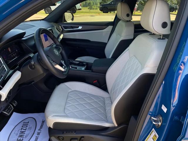 2025 Volkswagen Atlas Cross Sport 2.0T SEL Premium R-Line